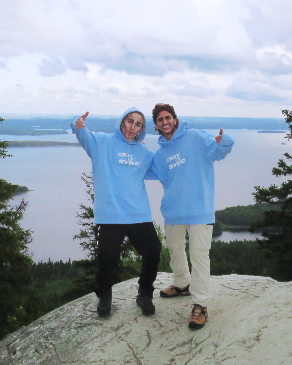 Out of Sync ★ 99% Angel ★ Hoodie